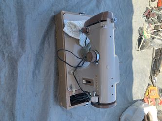 Riccan sewing machine