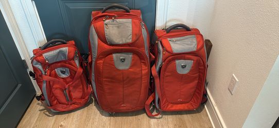 High Sierra Luggage Set