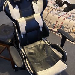 S-RACER GAMING CHAIR