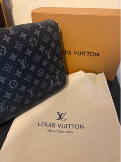 Louis Vuitton Monogram Eclipse Canvas Messenger Bag - Black & Gray