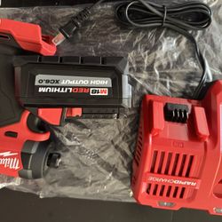 Milwaukee Fuel Impact Driver Kit 6.0 Battery & Rapid Charger Brand New 