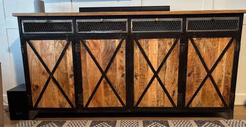 Buffet/Sideboard/Media Console