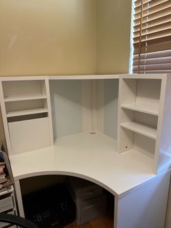 Micke Corner Workstation