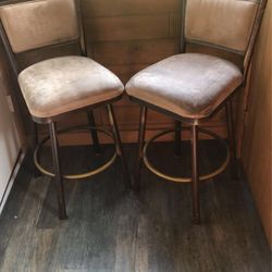 Spinning Bar stools 