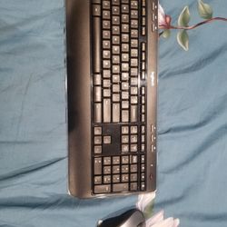 Wireless Keyboard And Mouse Set
