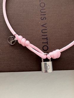 Preloved LV Silver lock-it bracelet in Sterling Silver