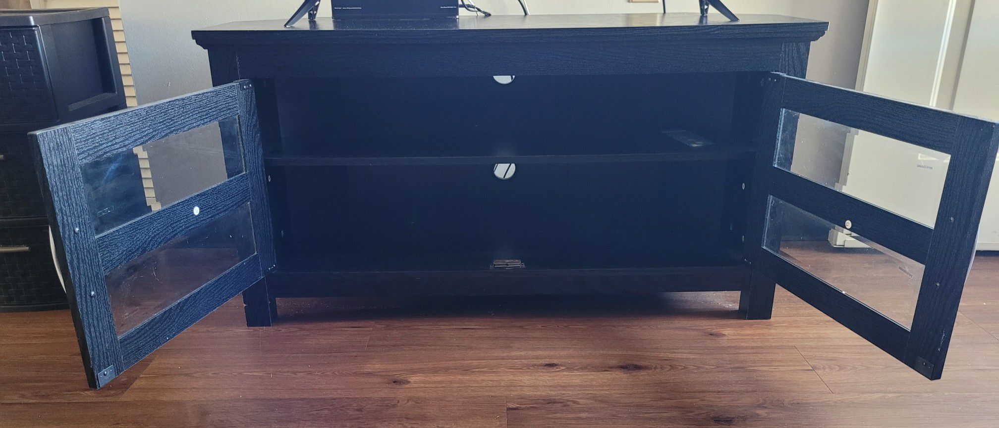 44 Inch TV Stand 