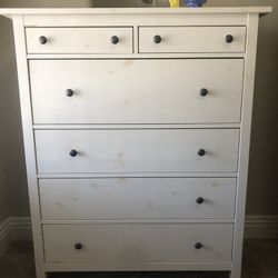HEMNES IKEA 6-Drawer Dresser