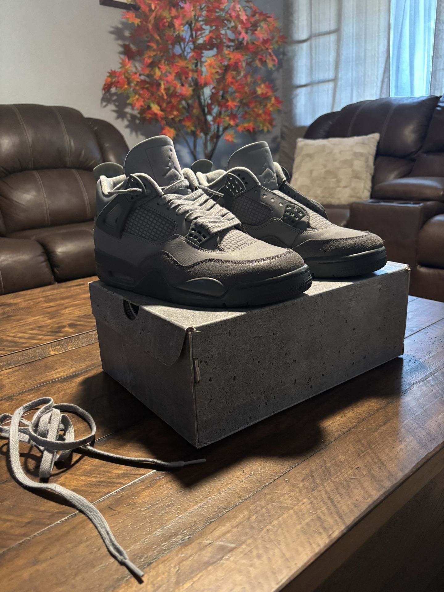 Jordan 4’s “Wet Cement”