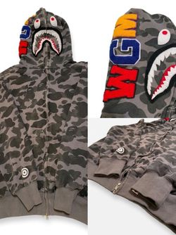 A Bathing Ape (BAPE) Grey Camo Full-Zip Shark Hoodie - XXXL