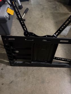 Tv mount