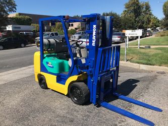 Komatsu forklift 6000lb capacity 3 stage sideshift