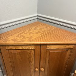Corner Cabinet / Shelf 