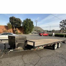 18 foot flatbed trailer with heavy duty ramps