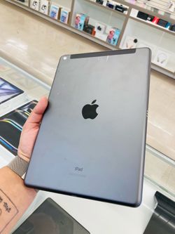 iPad 7th gen 32gb WiFi and LTE
