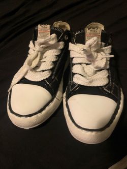 Masion Miharas size 10/10.5