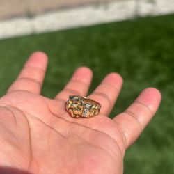 10k Nugget Ring With Diamonds