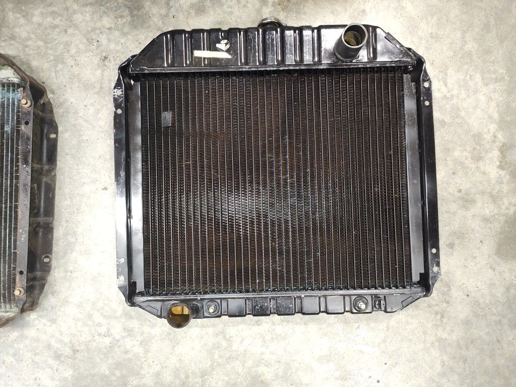 Ford F Series Copper Radiator 1972 Through 1979 READ DESCRIPTION 