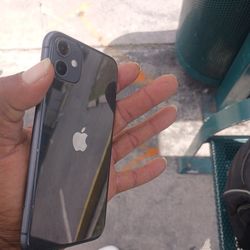iPhone 11 Carrier Unlocked 