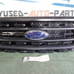 2021 - 2022 - 2023 FORD F-150 XLT F150 FRONT GRILLE & SHUTTER OEM AX65989