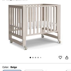 Baby Crib, 3 in 1 Convertible Mini Crib with Wheels, 100% New Zealand Wood Crib, 4 Adjustable