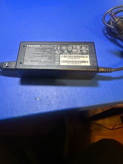 Toshiba Laptop AC Power Adapter