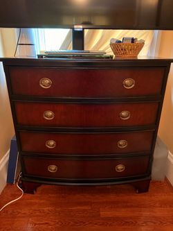 Vintage Bombay Company Bow-Front 4-Drawer Chest