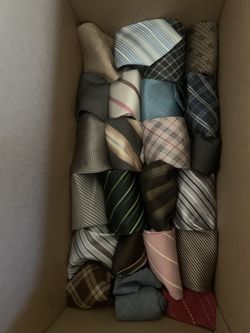 Misc Dress And Casual Mens Ties - Qty - 100+