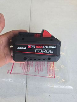🔥$130 FIRM PRICE🔥 Milwaukee M18 18V Lithium-Ion REDLITHIUM FORGE XC 8.0 Ah Battery Pack