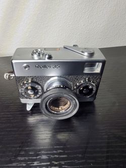 Rollei 35 40mm f/3.5 Tessar "Rollei Honeywell" Camera, Made in Germany