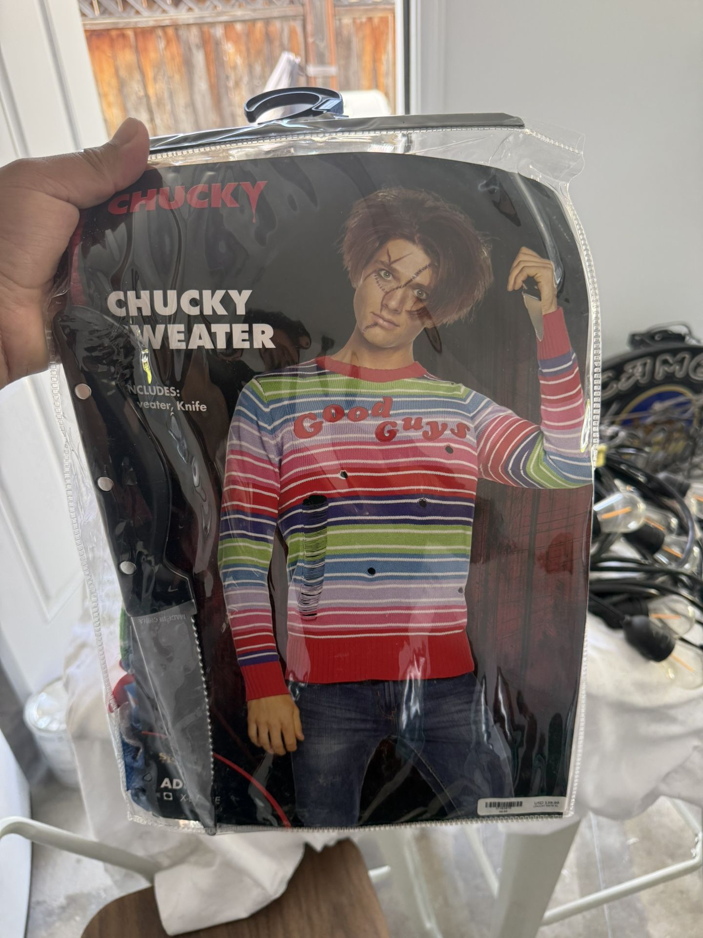 Costume