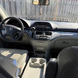 Honda odyssey 2007  163000 miles