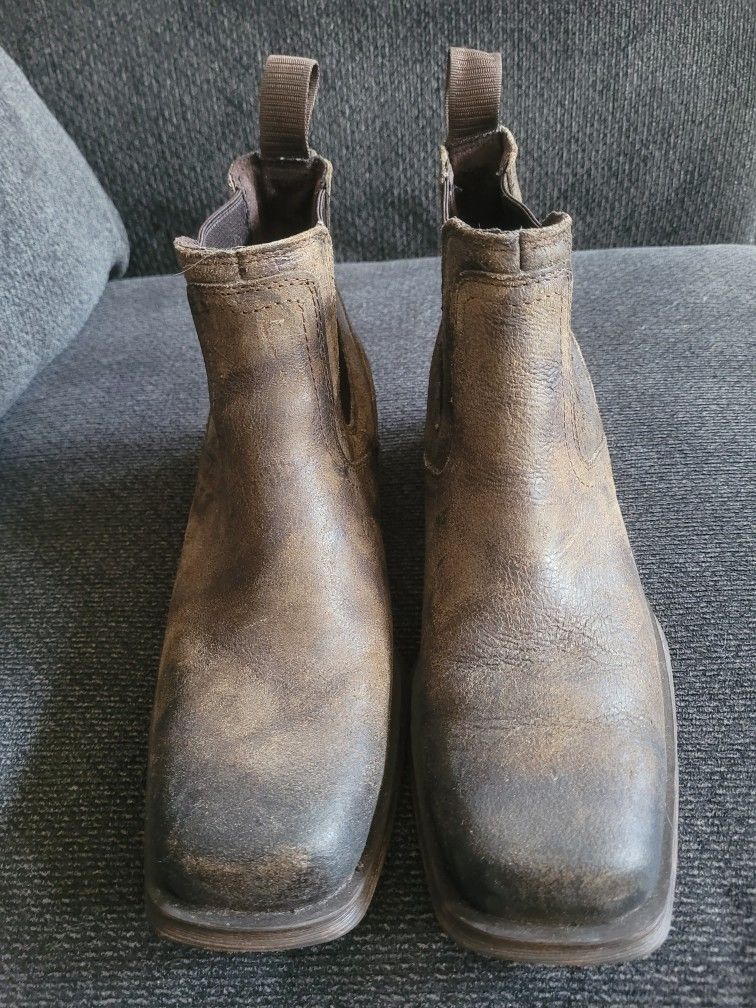Ariat Mens Stone Midtown Rambler Square Toe Boots