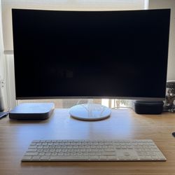 Samsung 32 Inch curved Monitor 