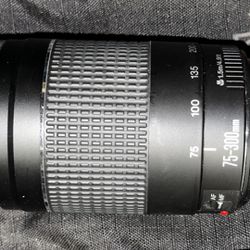 75-300mm Canon Lens perfect condition