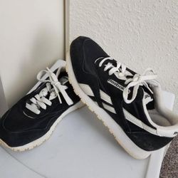 Black and White Reebok Womans Shoes