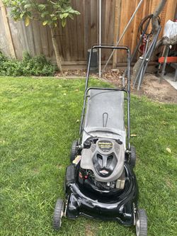 MTD Yard Man 21-inch Push Lawnmower With Sharp Blade Works Excellent Price Is Firm. Cash Only