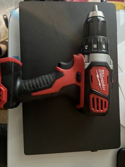 Milwaukee Drill M-18  2606-20