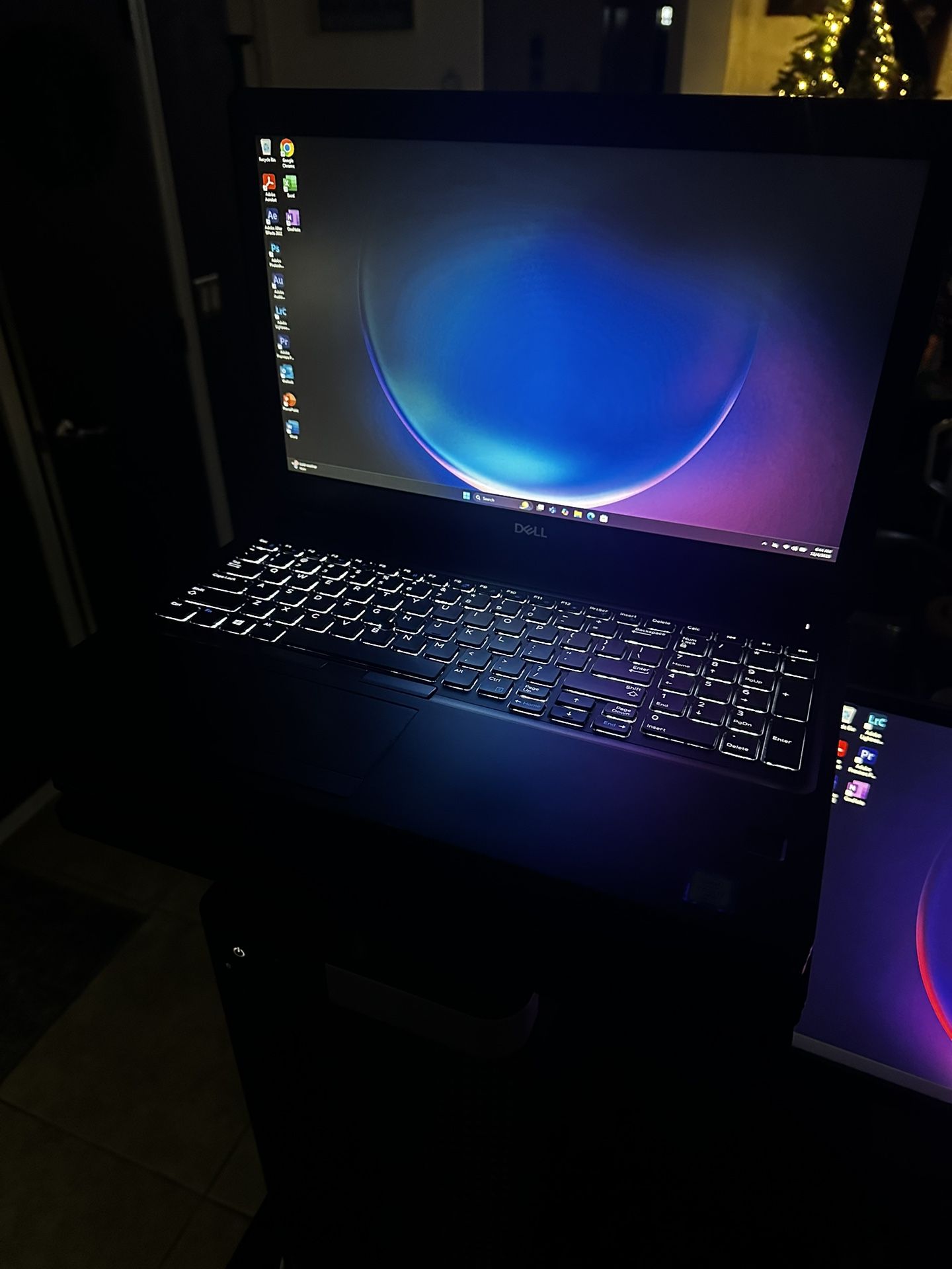 FAST Laptop i7 16GB RAM 500GB SSD LOADED with Software!