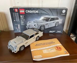 Lego James Bond Aston Martin 10262