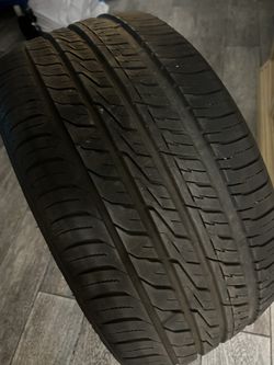 Tire 245/40zR 17