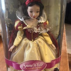 Porcelain Snow White Keepsake Doll