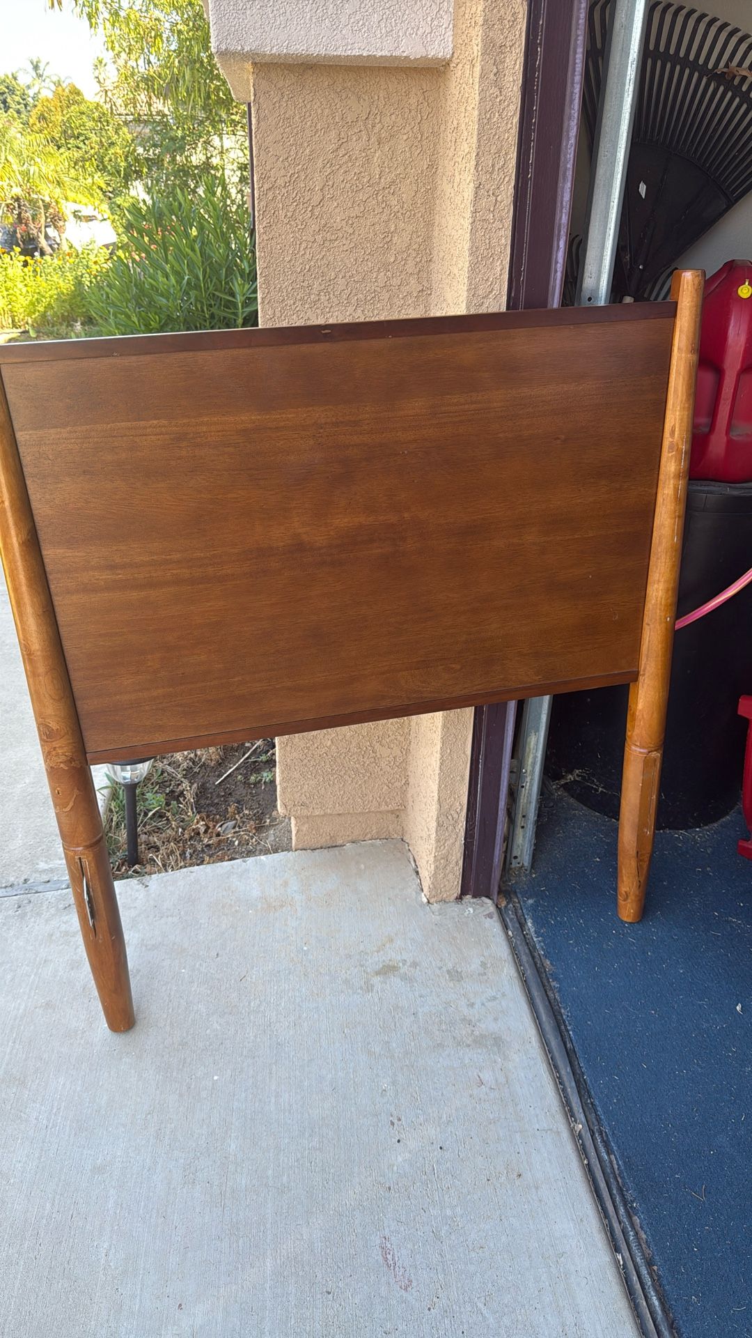 Twin Bed