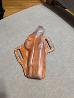 Galco gun hoist