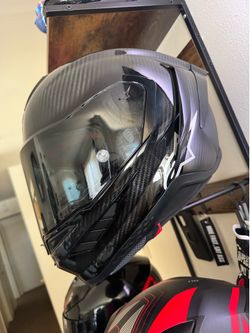 ALPINESTARS R10 HELMET SIZE XL