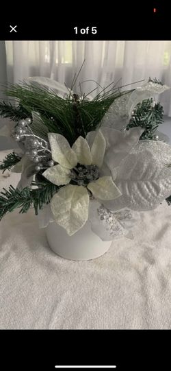 Christmas Faux Poinsettia Arrangement