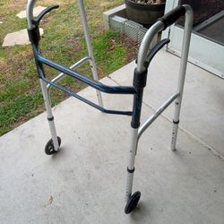 Walker With Wheels 
