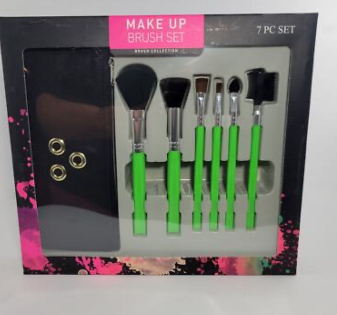 Make Up Brush Set - 7 PC
