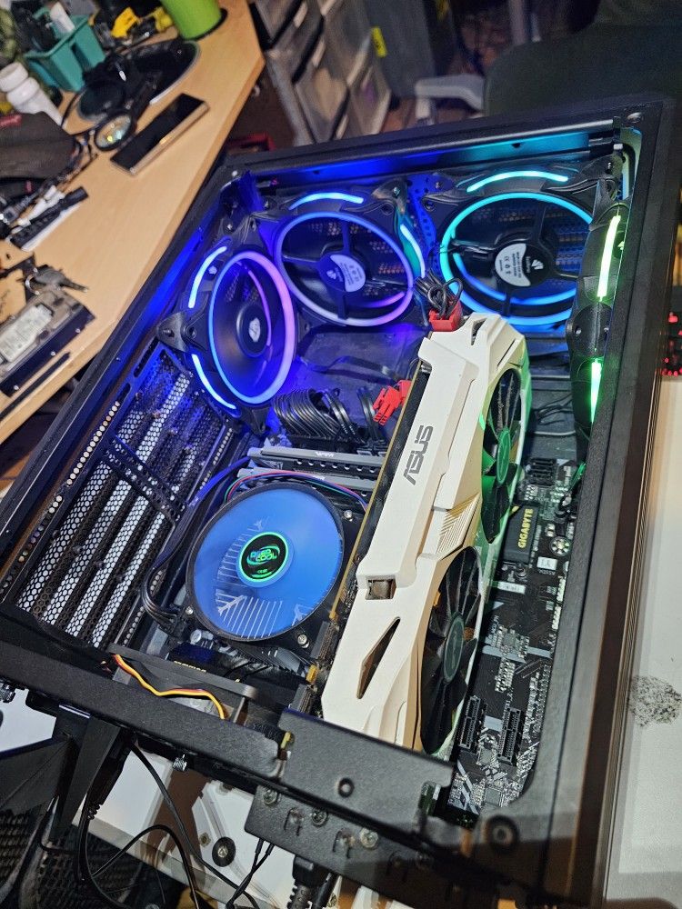 Corsair Gaming PC. i7-3.0GHz CPU 9TH-Gen 16GB Ram 512GB SSD+1TB HDD GPU: GTX 8GB.