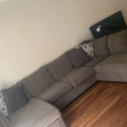 Sectional Couch 